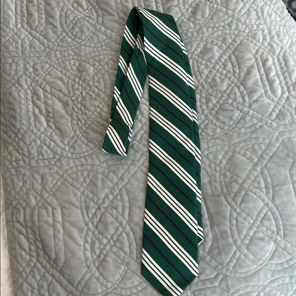 VINEYARD VINES Men’s Candy Stripe Printed Tie in Charleston Green